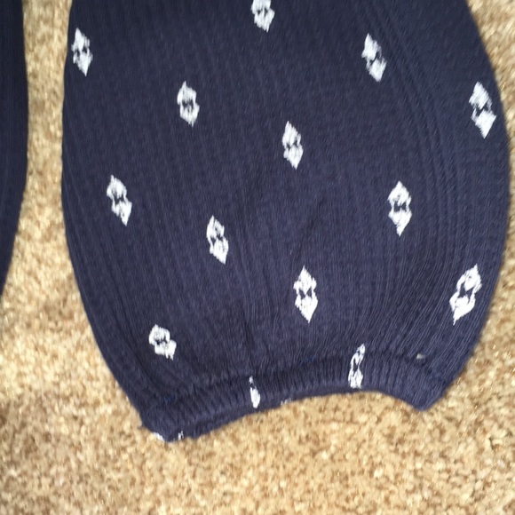 Wonderly-NWT-Lady’s Long Sleeves Top-Size Medium - Picture 12 of 12